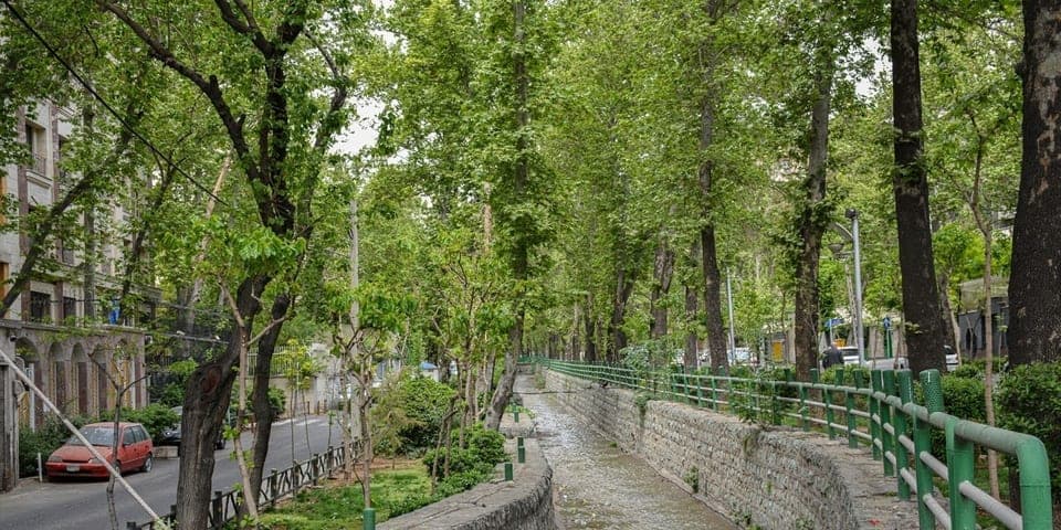 بهترین خیابان‌های محله دروس برای خرید آپارتمان کدام‌اند؟