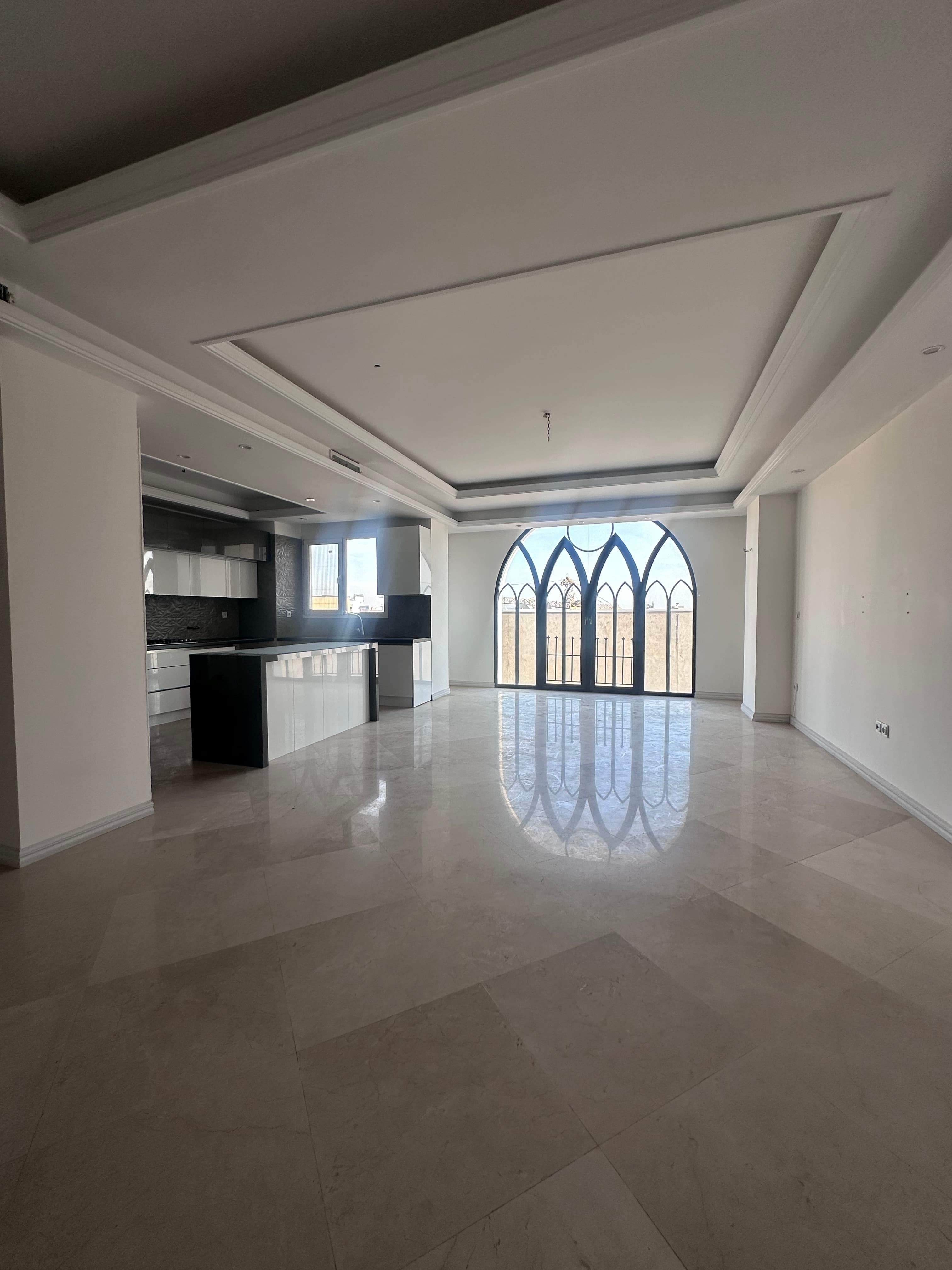 رهن و اجاره آپارتمان /120متر /2 خواب/ شمال کاخ/مدرن