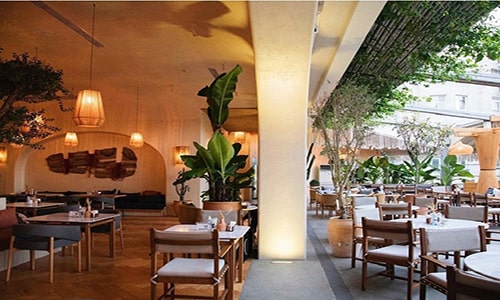 رستوران آولی اندرزگو