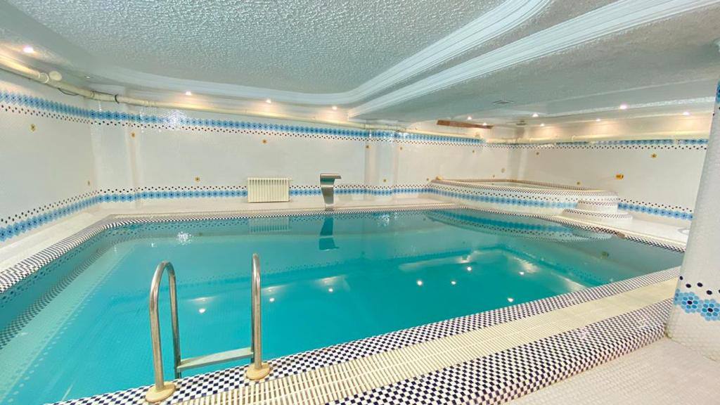 اجاره آپارتمان 130 متر دروس فول مشاعات