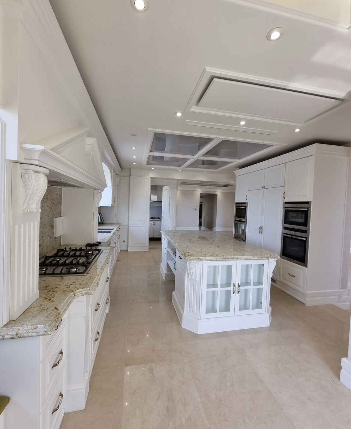 فروش آپارتمان  175متر فرمانیه فول مشاعات 2پارکینگ