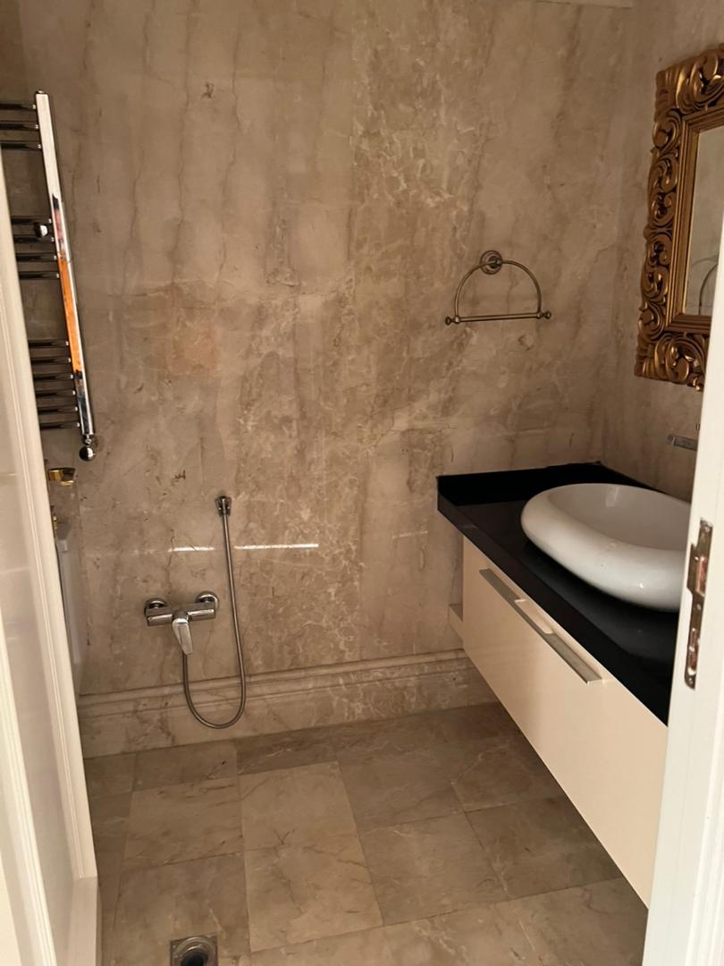 اجاره اپارتمان 300متری 4 خواب تاپ لوکیشن