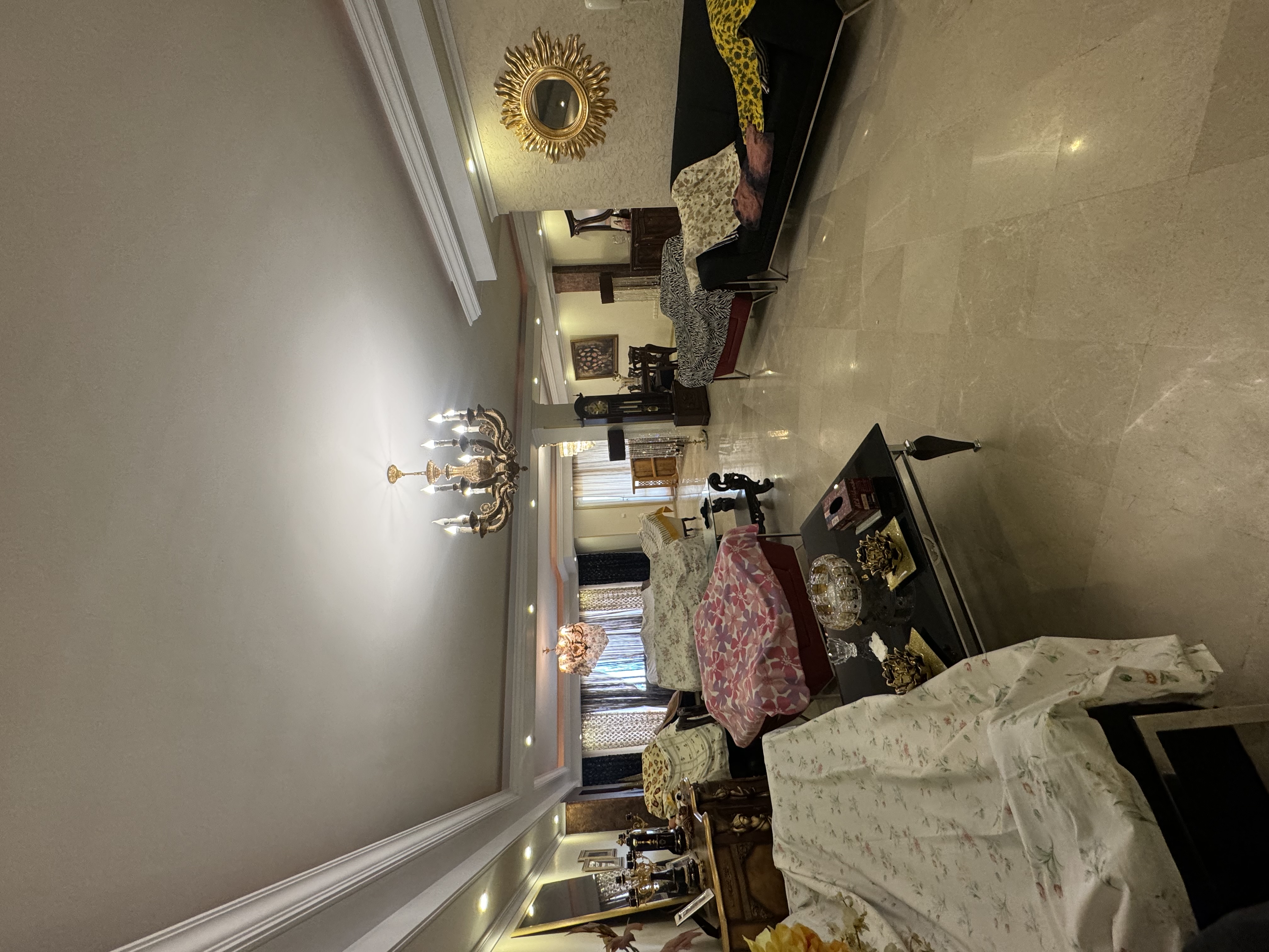 235 متر/3خواب/نیاوران