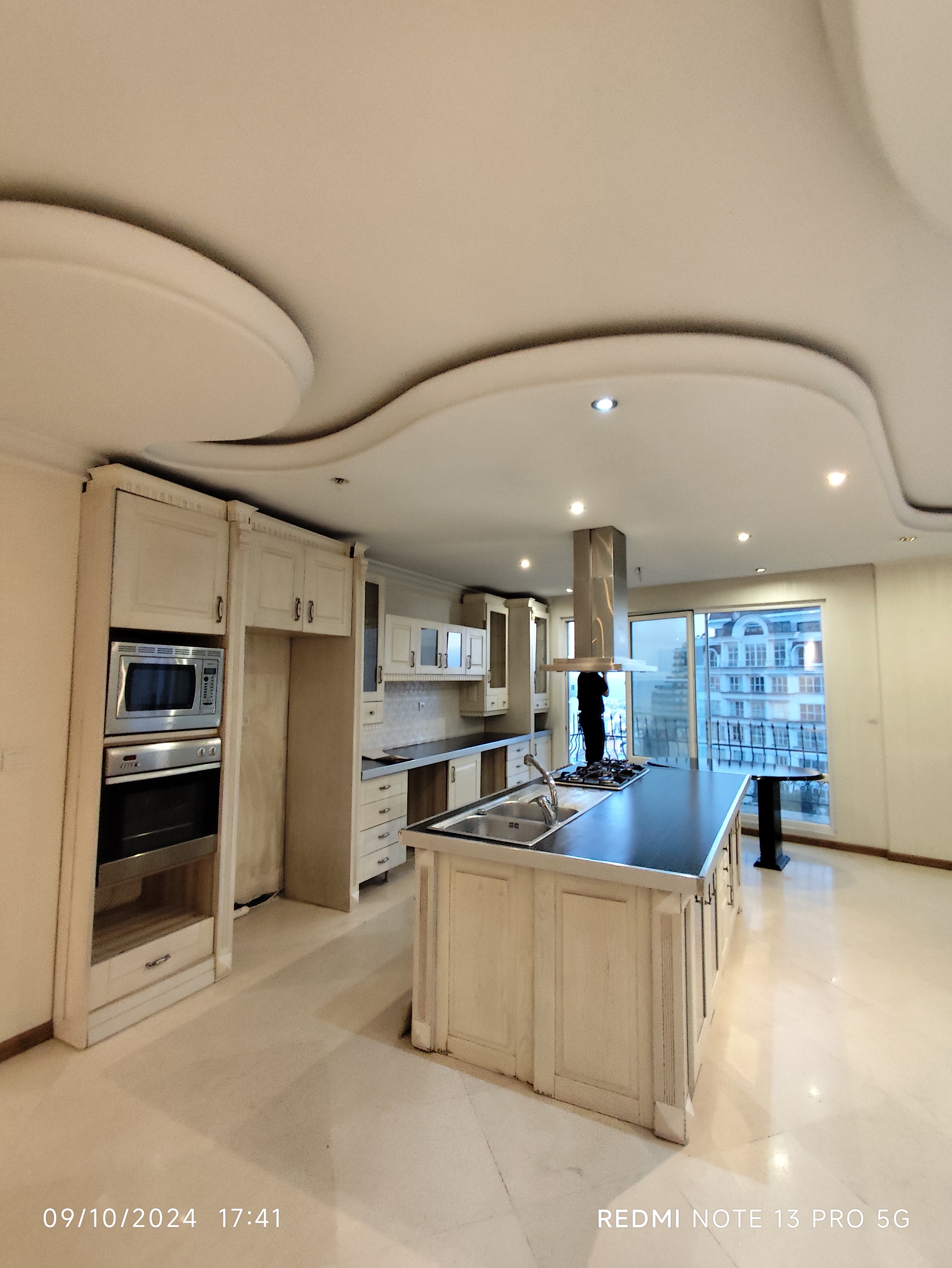 اجاره آپارتمان 135 متر نیاوران تاپ لوکیشن تک واحدی