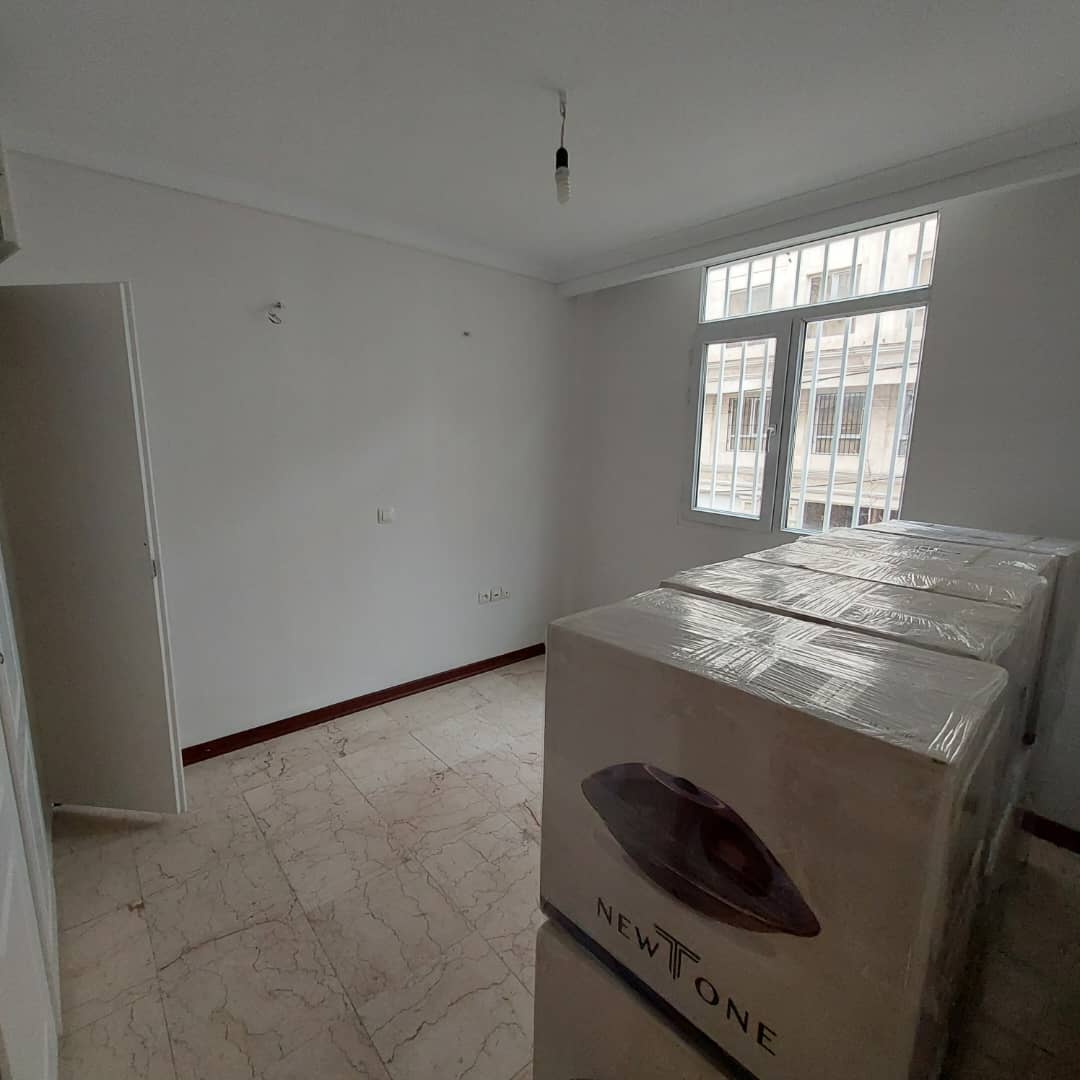 فروش آپارتمان 98 متر دولت تک واحدی