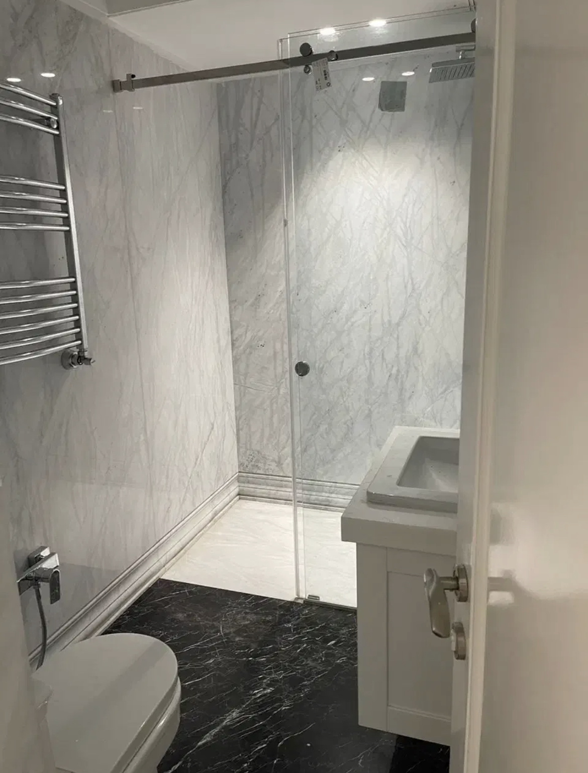 فروش آپارتمان  212متر فرمانیه  3خواب مستر لابی مبله