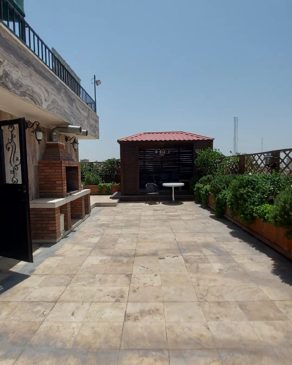 فروش آپارتمان 143 متر دزاشیب 2 پارکینگ