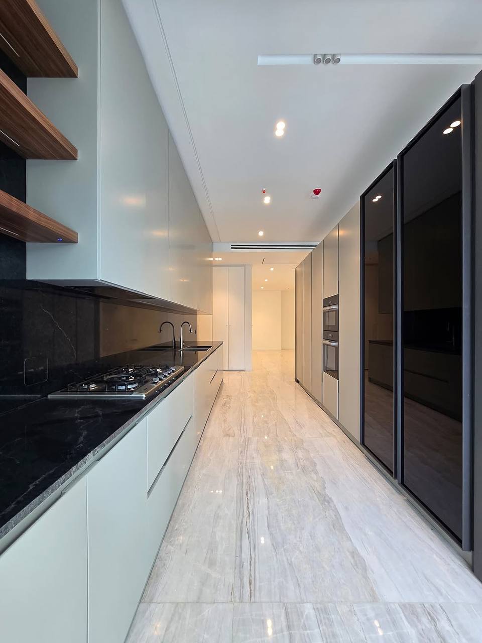 اجاره آپارتمان 120 متری 3 خواب در نیاوران