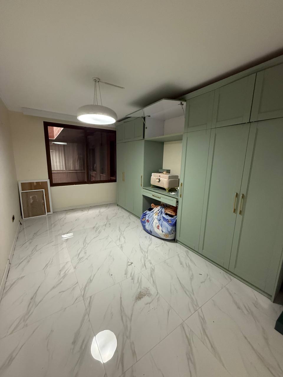 اجاره آپارتمان 240 متری در نیاوران