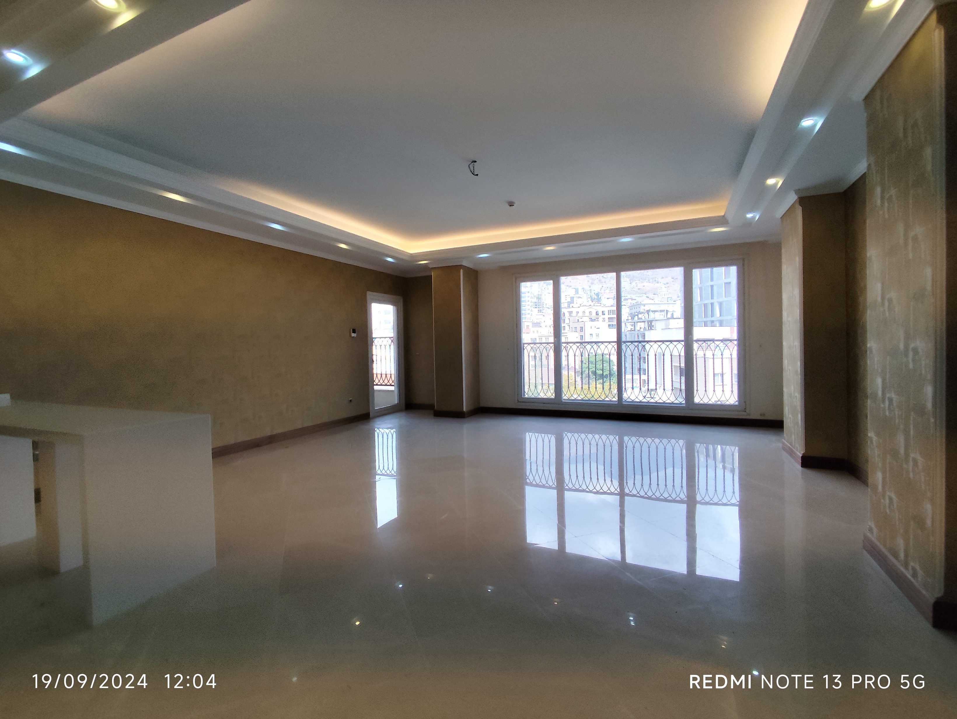 اجاره آپارتمان 200 متر وکان نیاوران تاپ لوکیشن/ فول مشاعات