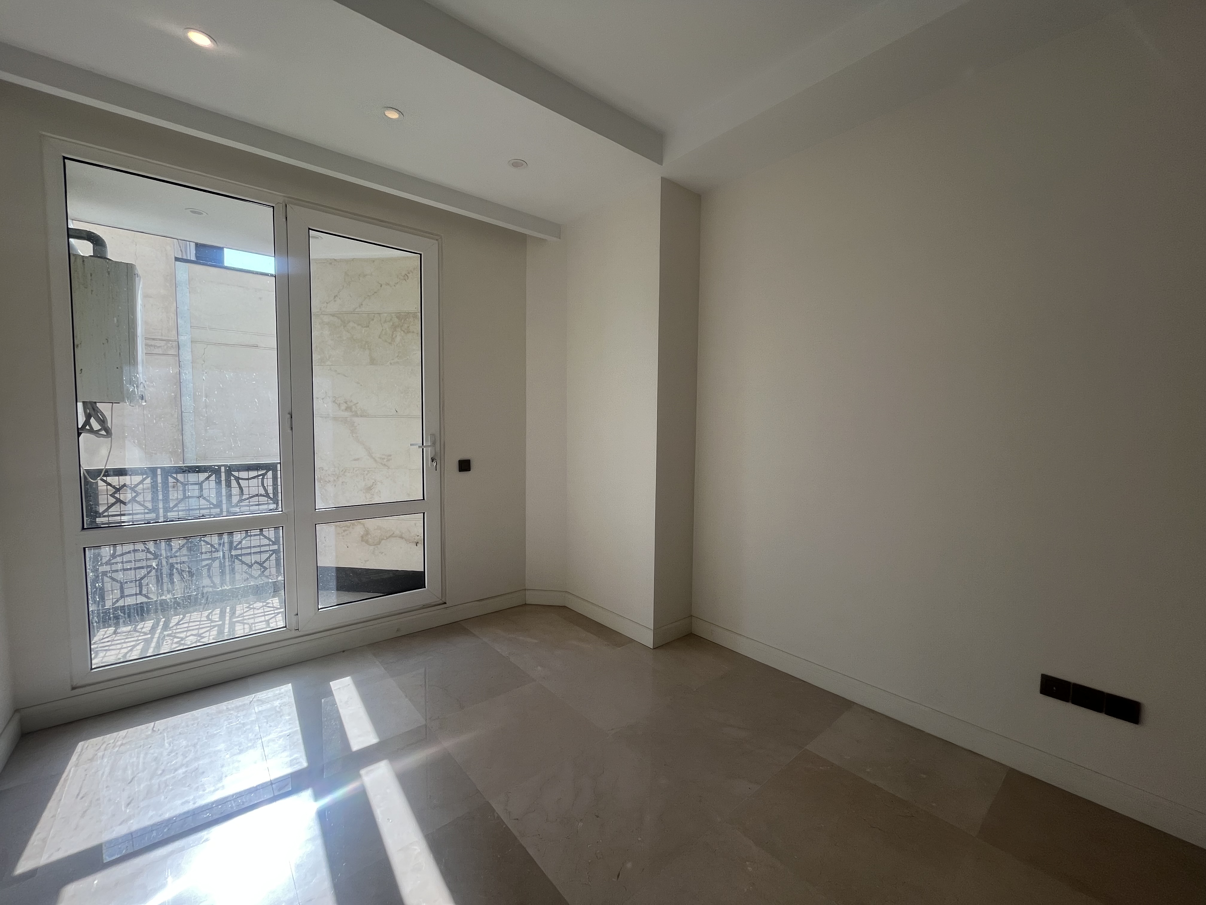 فروش آپارتمان 105 متر بهار جنوبی