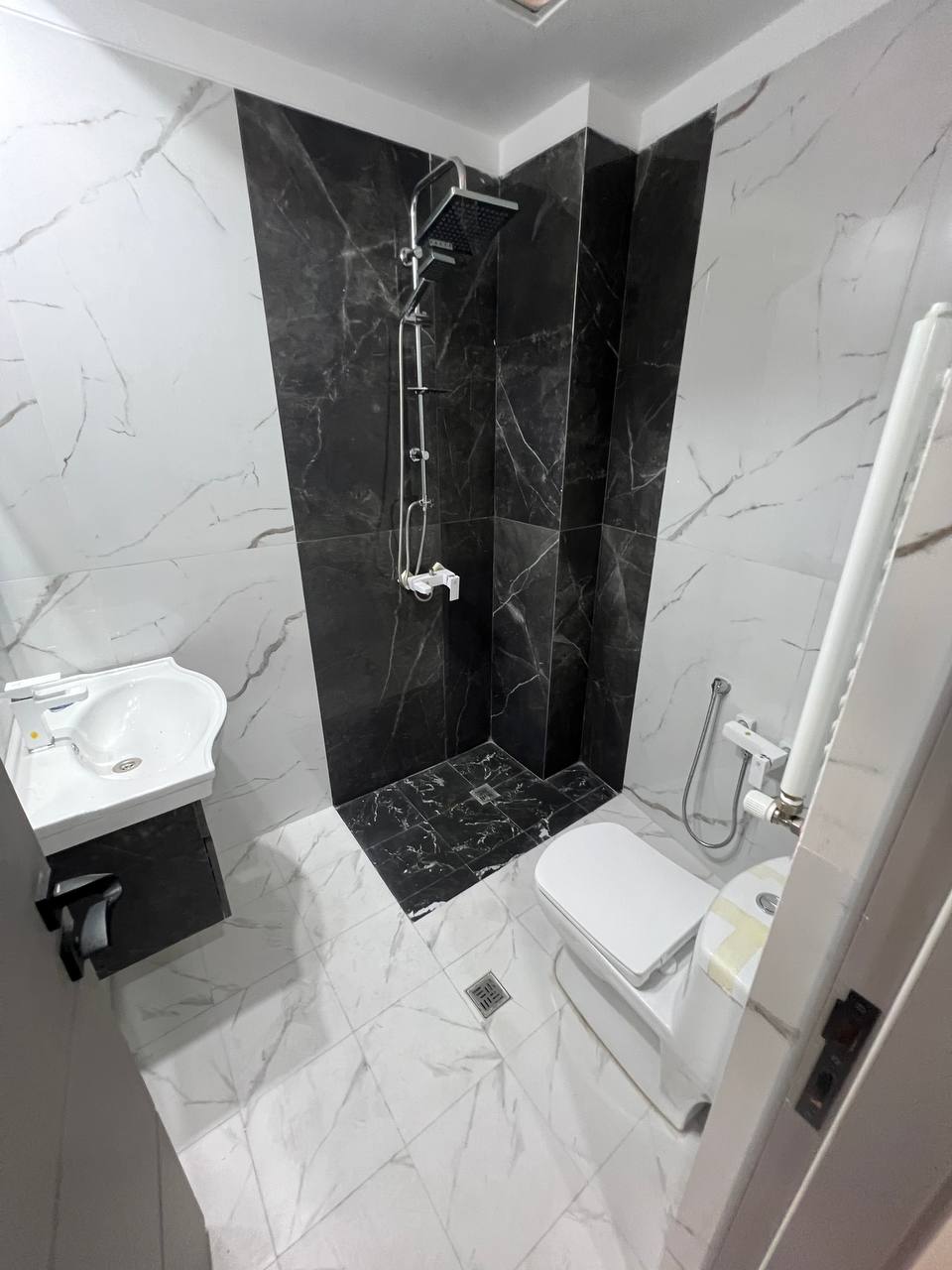 فروش آپارتمان 70 متری خوش نقشه کیکاووس تاپ لوکیشن