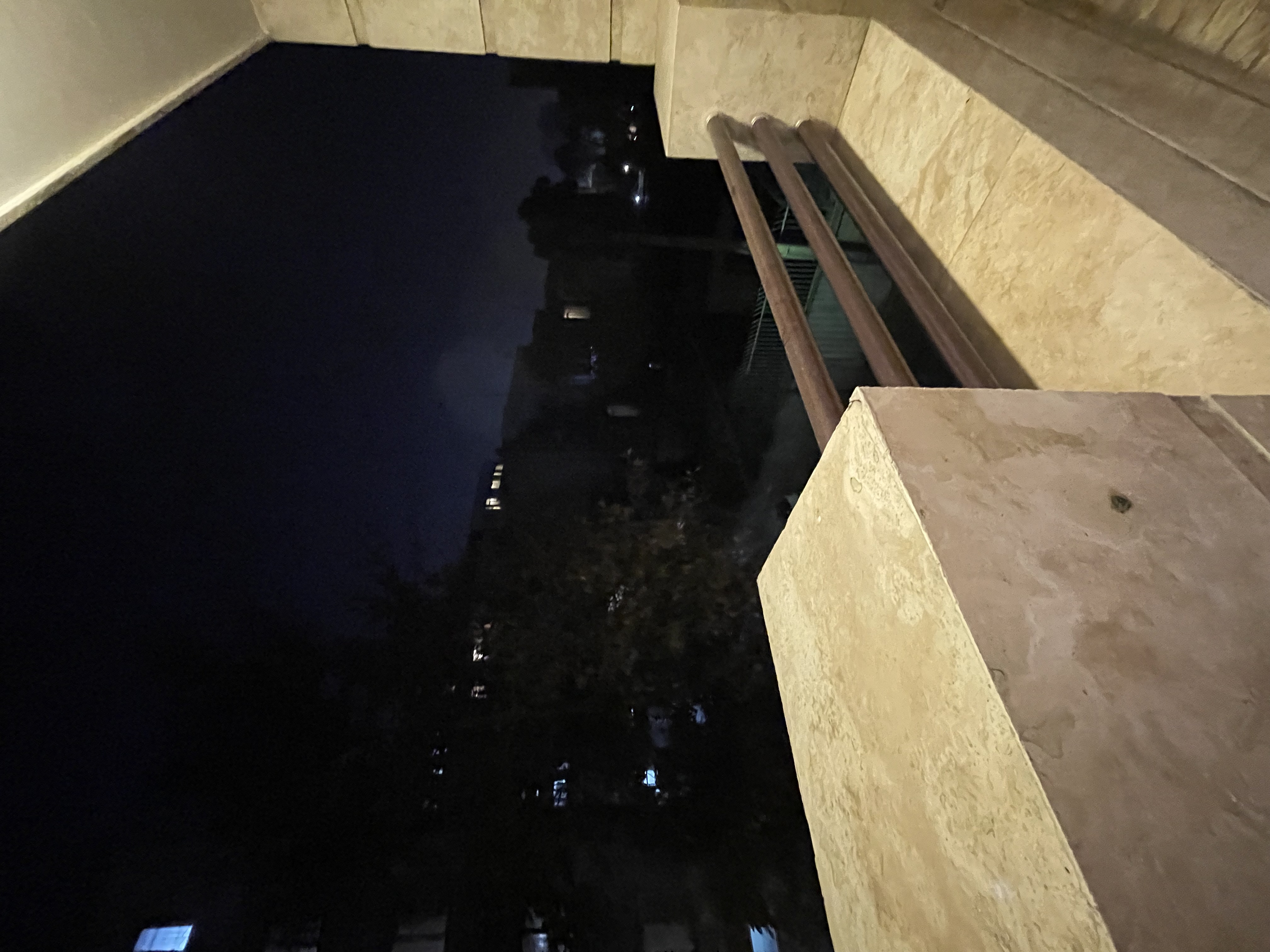 فروش آپارتمان 98 متر الهیه تاپ لوکیشن