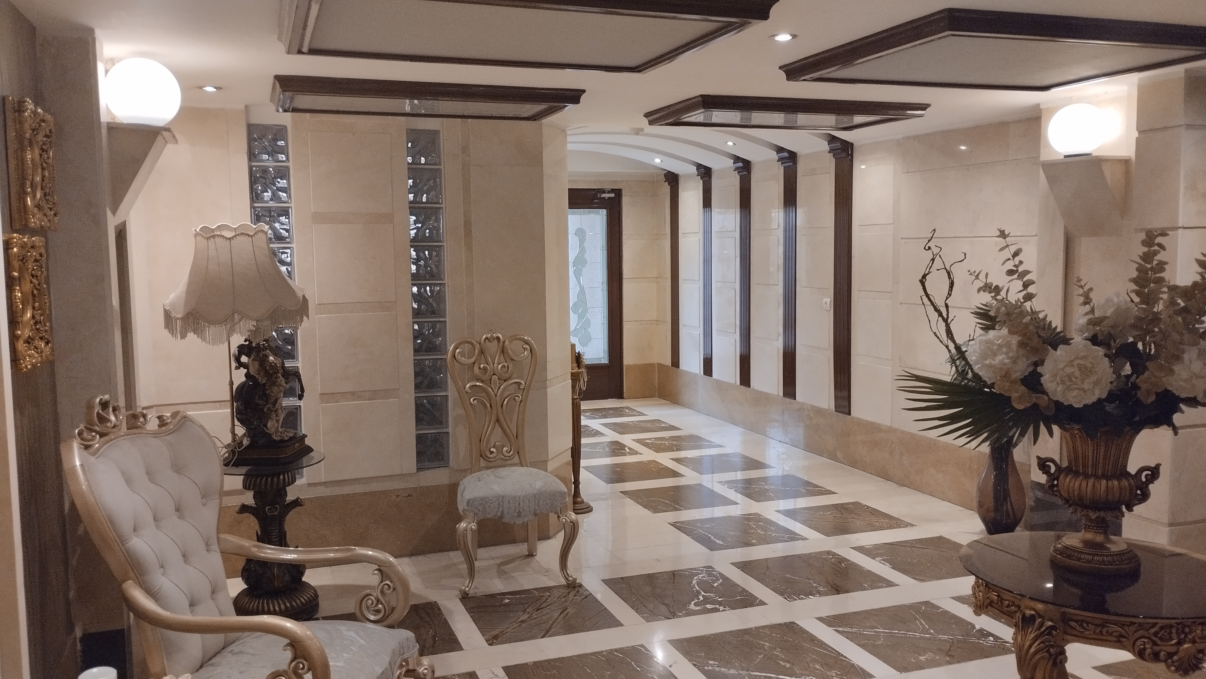 فروش آپارتمان 100 متر 2 خواب فول امکانات