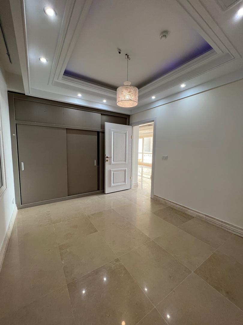 فروش آپارتمان در نیاوران