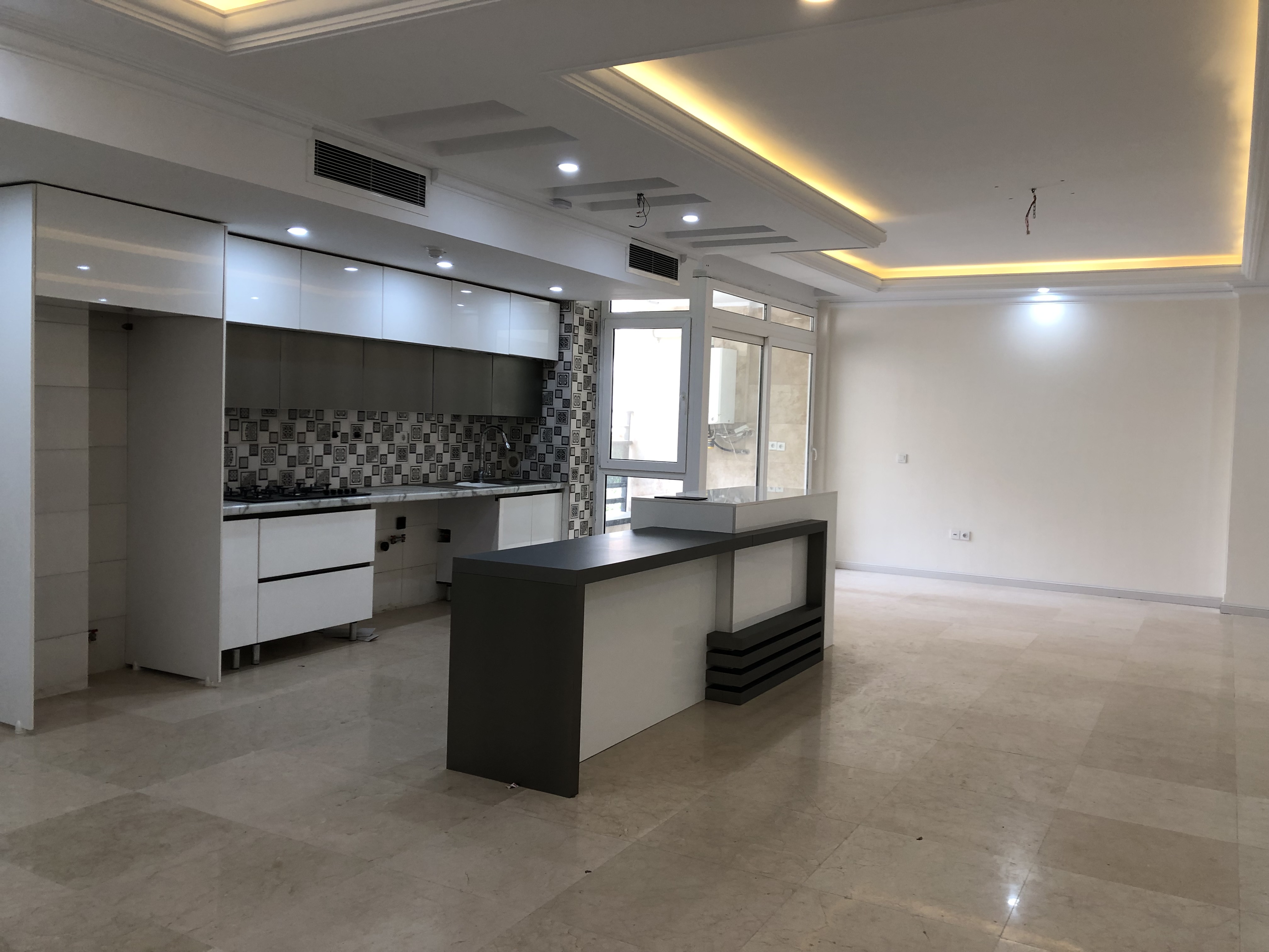 فروش آپارتمان 110 متر فرمانیه شرقی