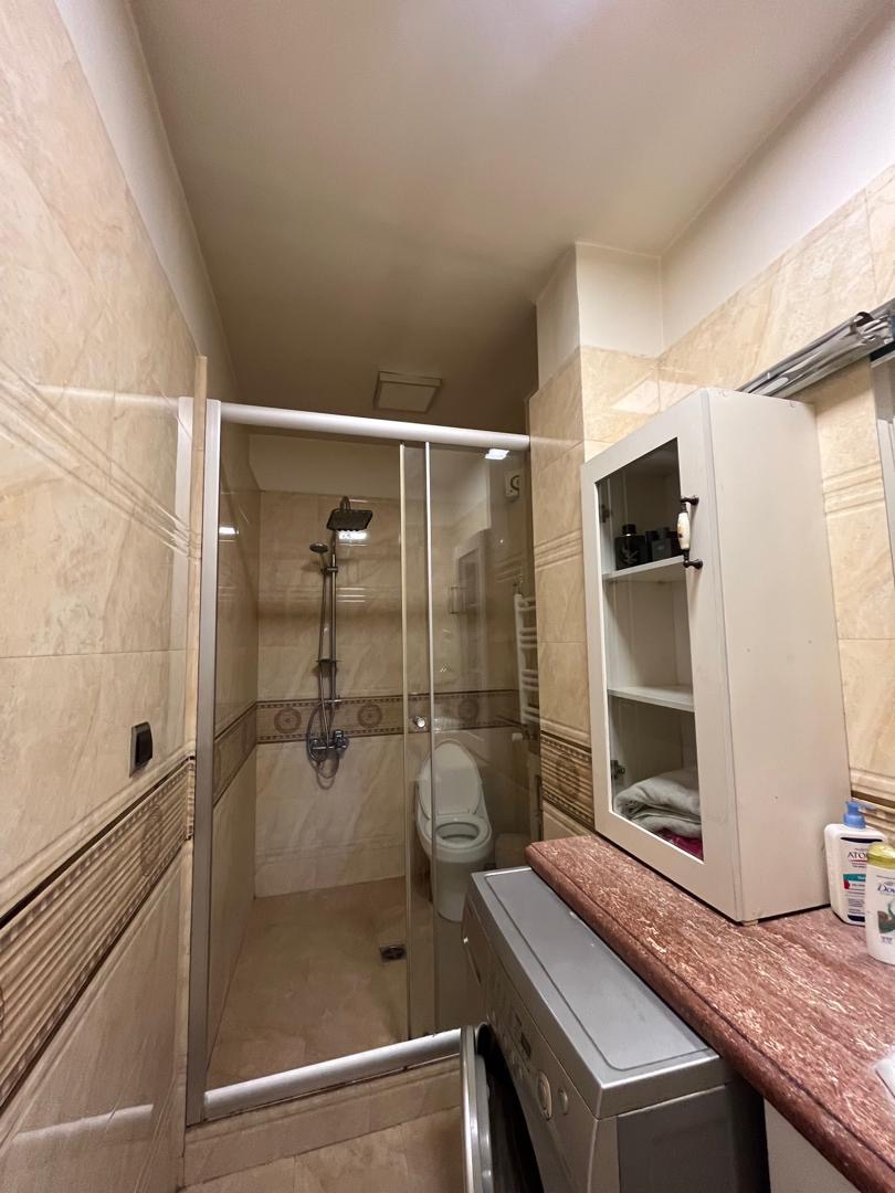 فروش 150 متر آپارتمان دیباجی جنوبی غرق نور حیاط