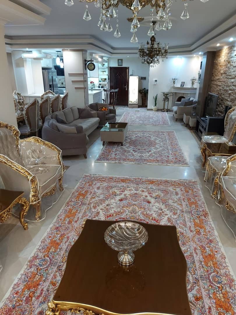 آپارتمان 142 متری نیاوران