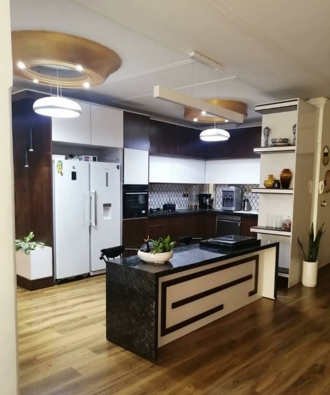 فروش آپارتمان 70متر قلهک 2خواب فول بازسازی شده فول امکانات