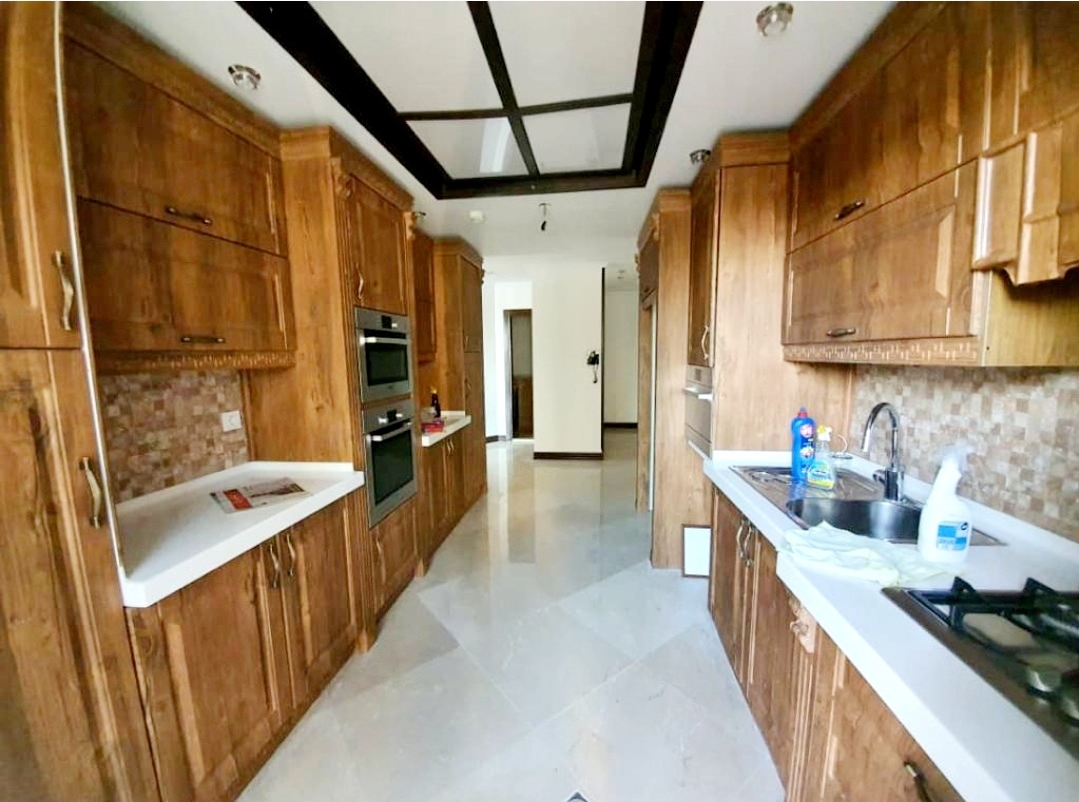 فروش آپارتمان  220متر نیاوران تک واحدی