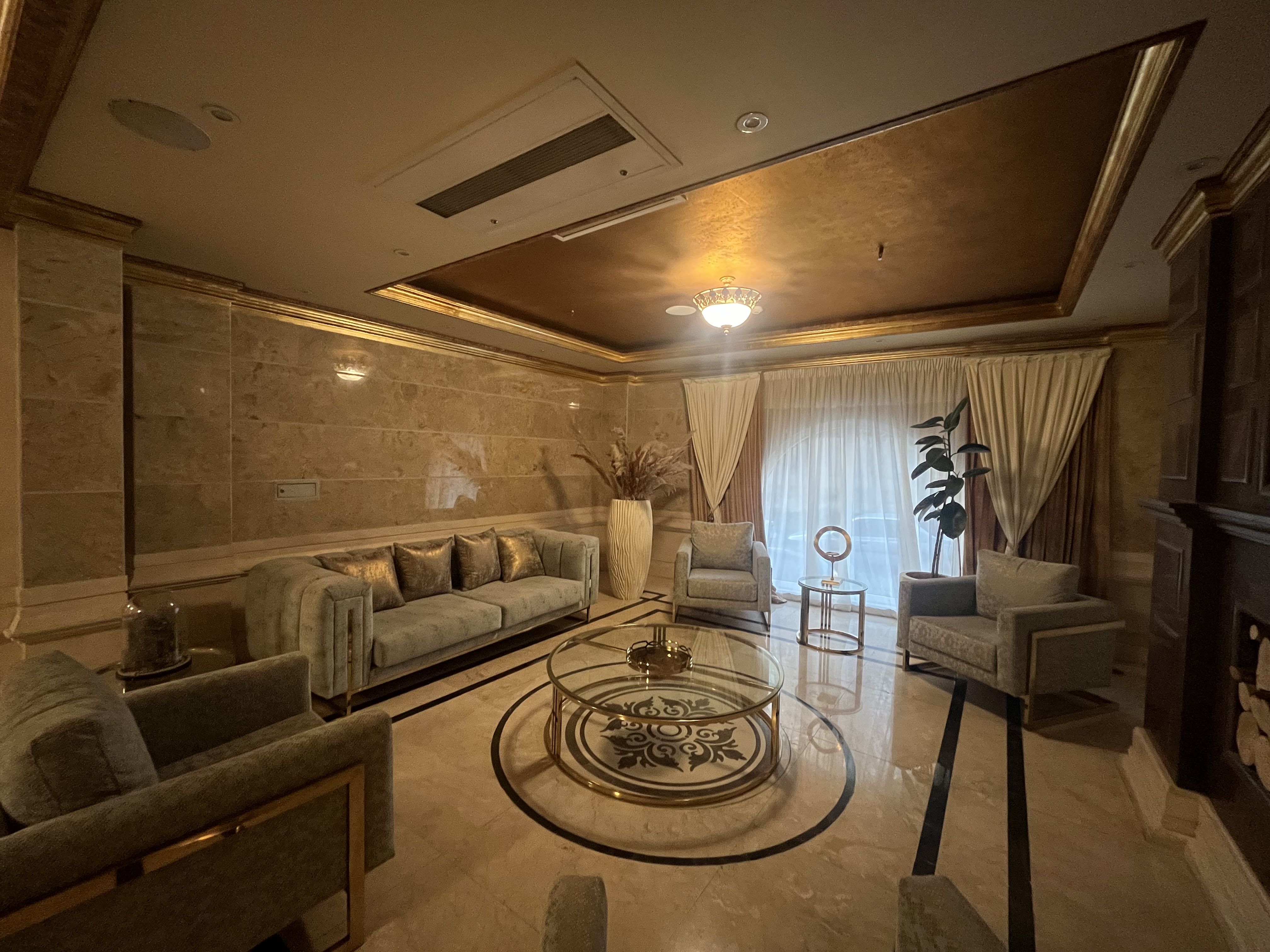 فروش اپارتمان 130 متر نیاوران سه ره یاسر