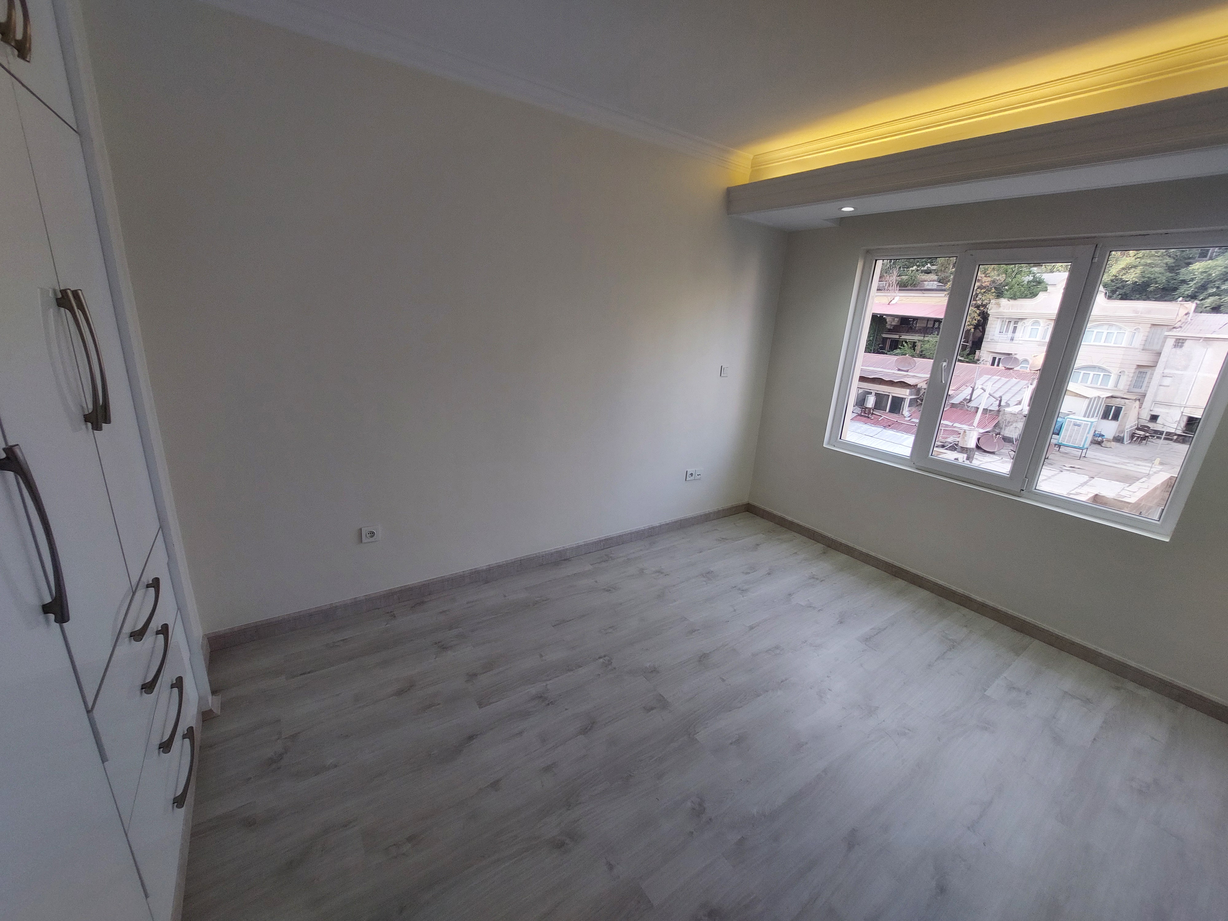 اجاره آپارتمان 210 متر نیاوران