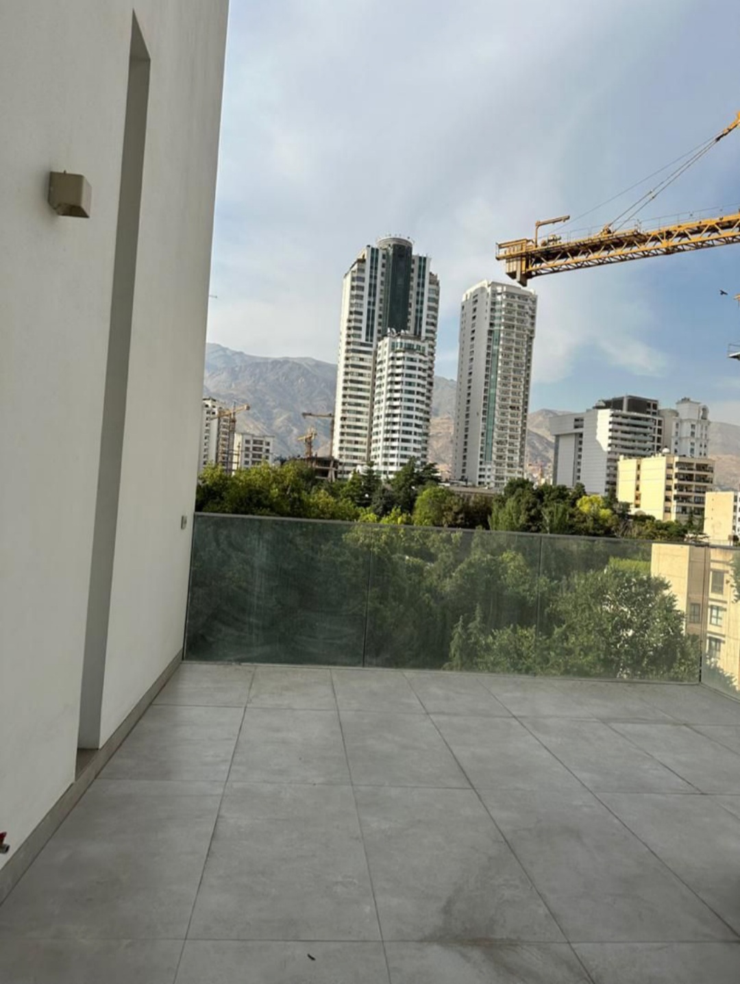 فروش آپارتمان 240 متر کامرانیه ارتفاع سقف 5 متر