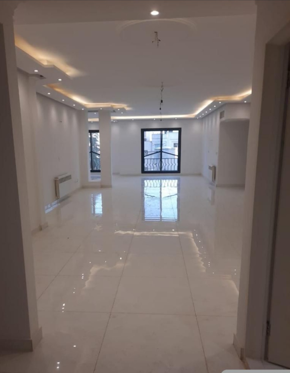 اجاره اپارتمان 220متری سه خواب تاپ لوکیشن