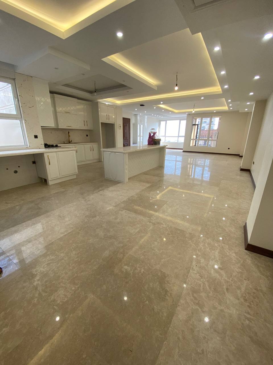 اجاره آپارتمان 175 متری در نیاوران