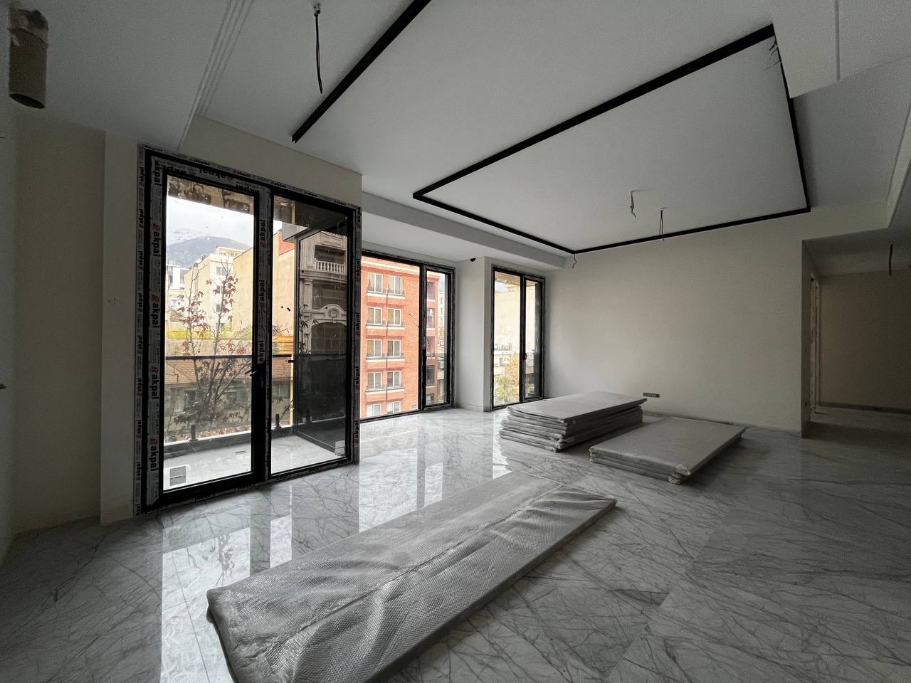 فروش آپارتمان 150متر آجودانیه مدرن