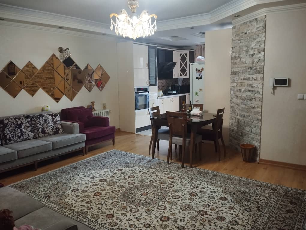 اجاره آپارتمان 9٠ متری در نارمک جنوبی