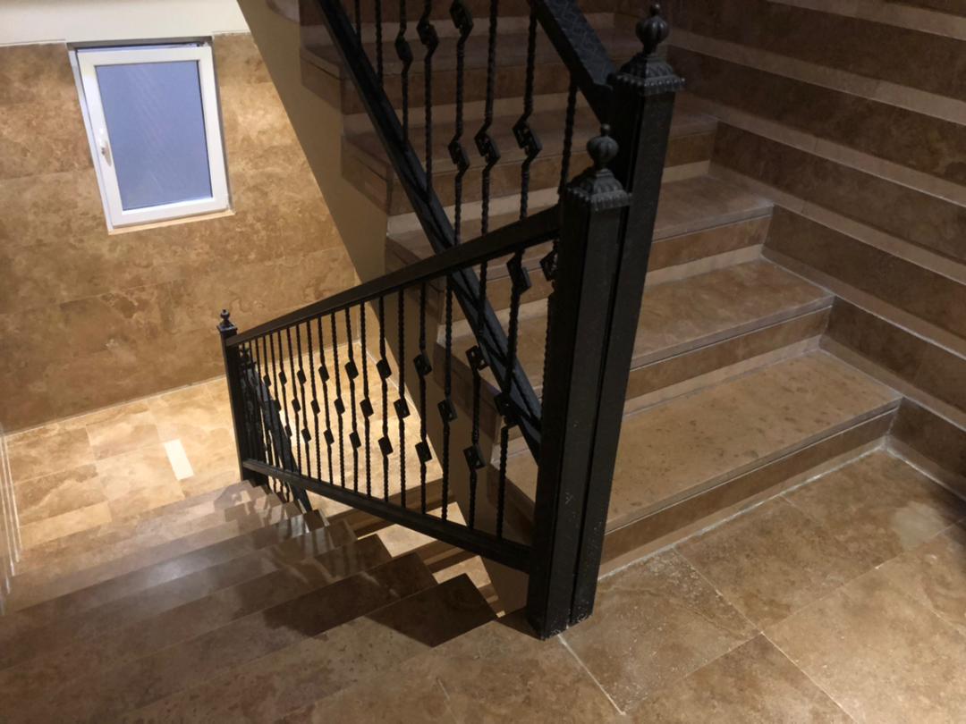 فروش آپارتمان 110 متر کیکاووس تاپ لوکیشن