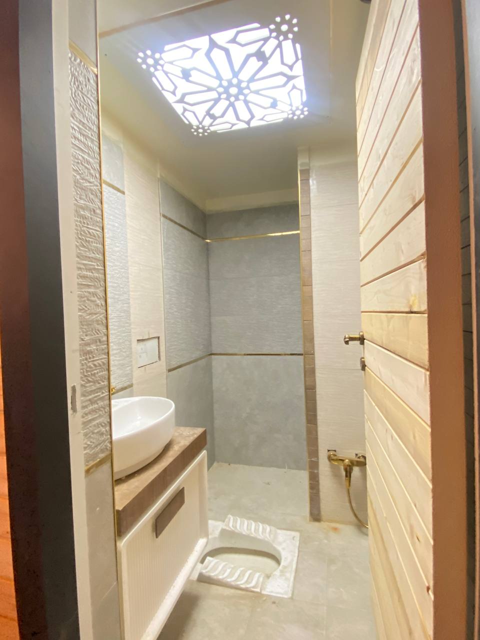 فروش آپارتمان 155 متر هفت حوض سه خواب تاپ لوکیشن غرق نور