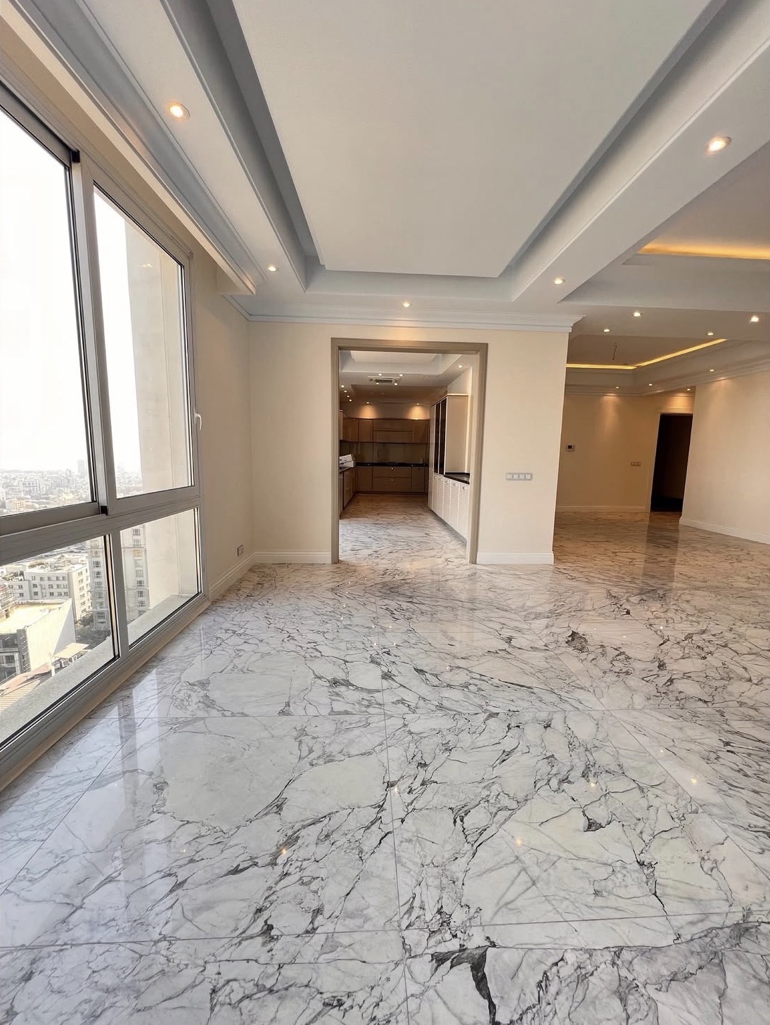 اجاره آپارتمان 250متر فرمانیه فول مشاعات 3پارکینگ
