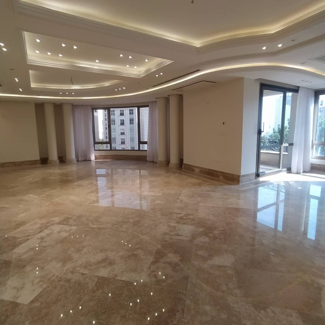 فروش آپارتمان 230متر فرمانیه شرقی