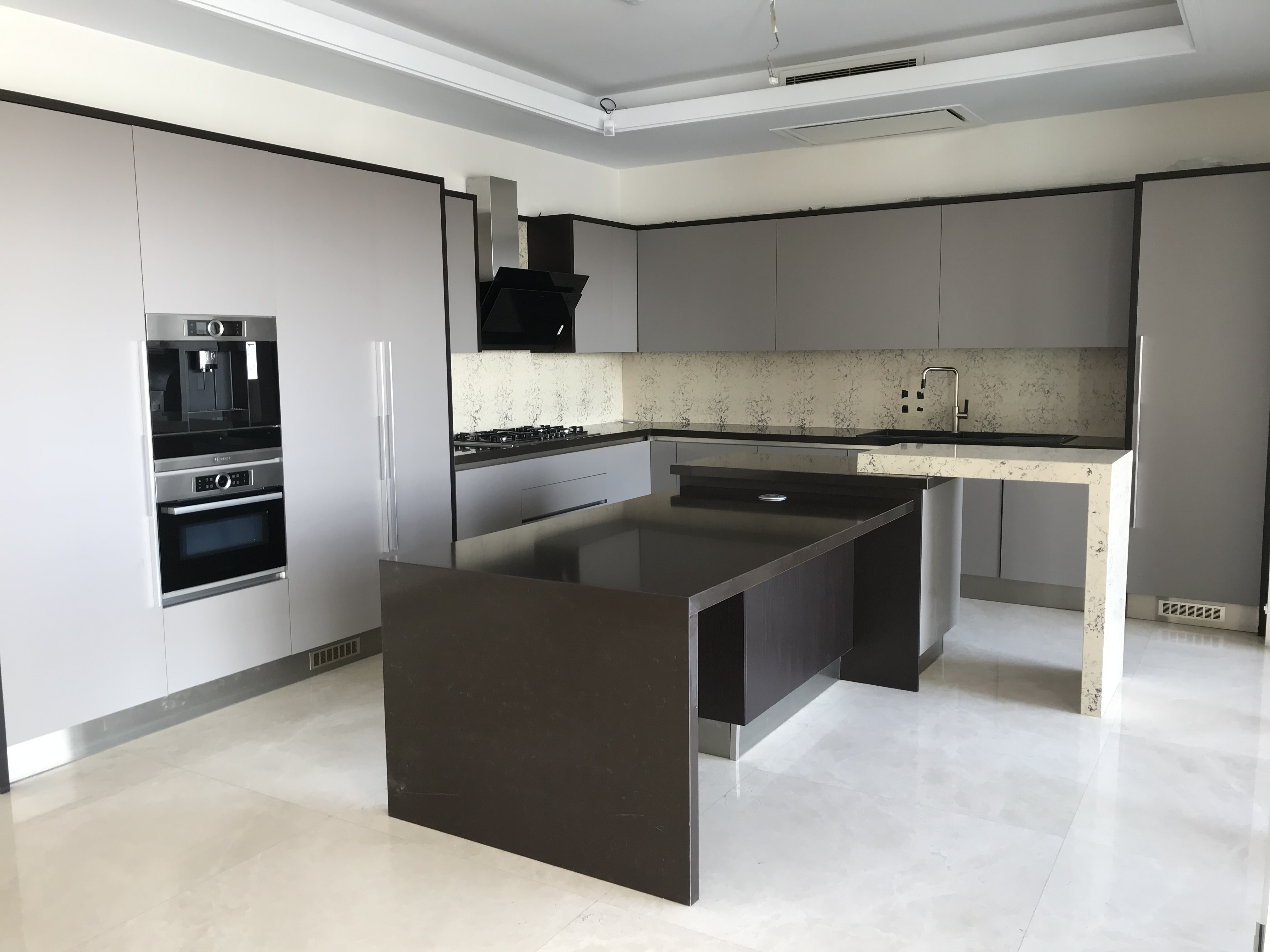فروش آپارتمان 155 متر جهانتاب تاپ لوکیشن ویو ابدی