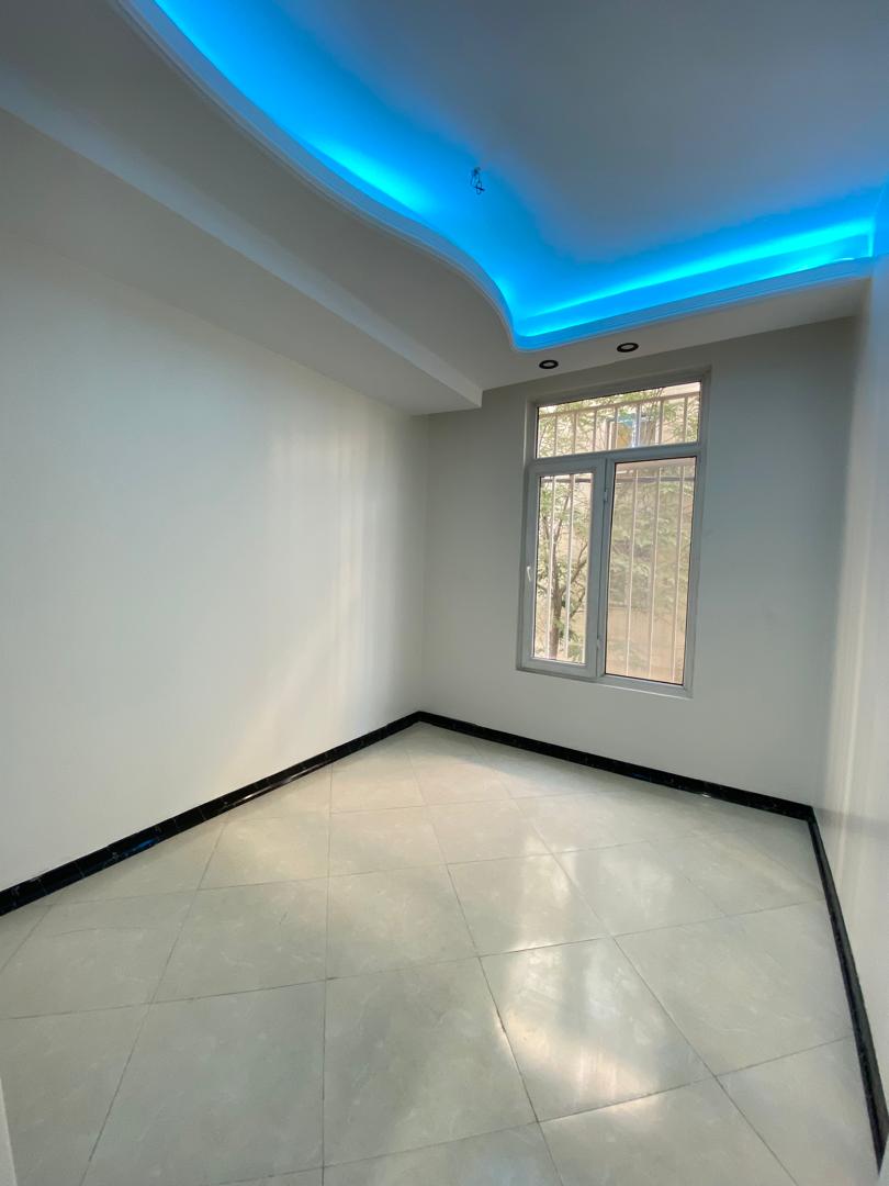 پاسداران،خواجه عبدالله،75متر،2خواب،آفتابگیر