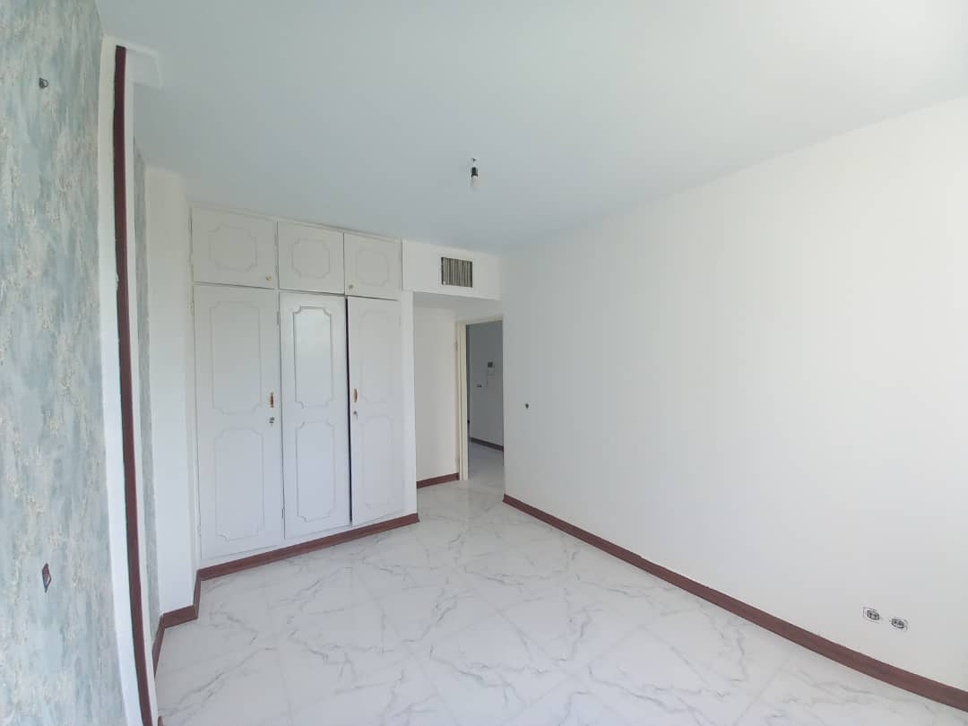 فروش آپارتمان 94 متر هفت حوض دوخواب غرق نور