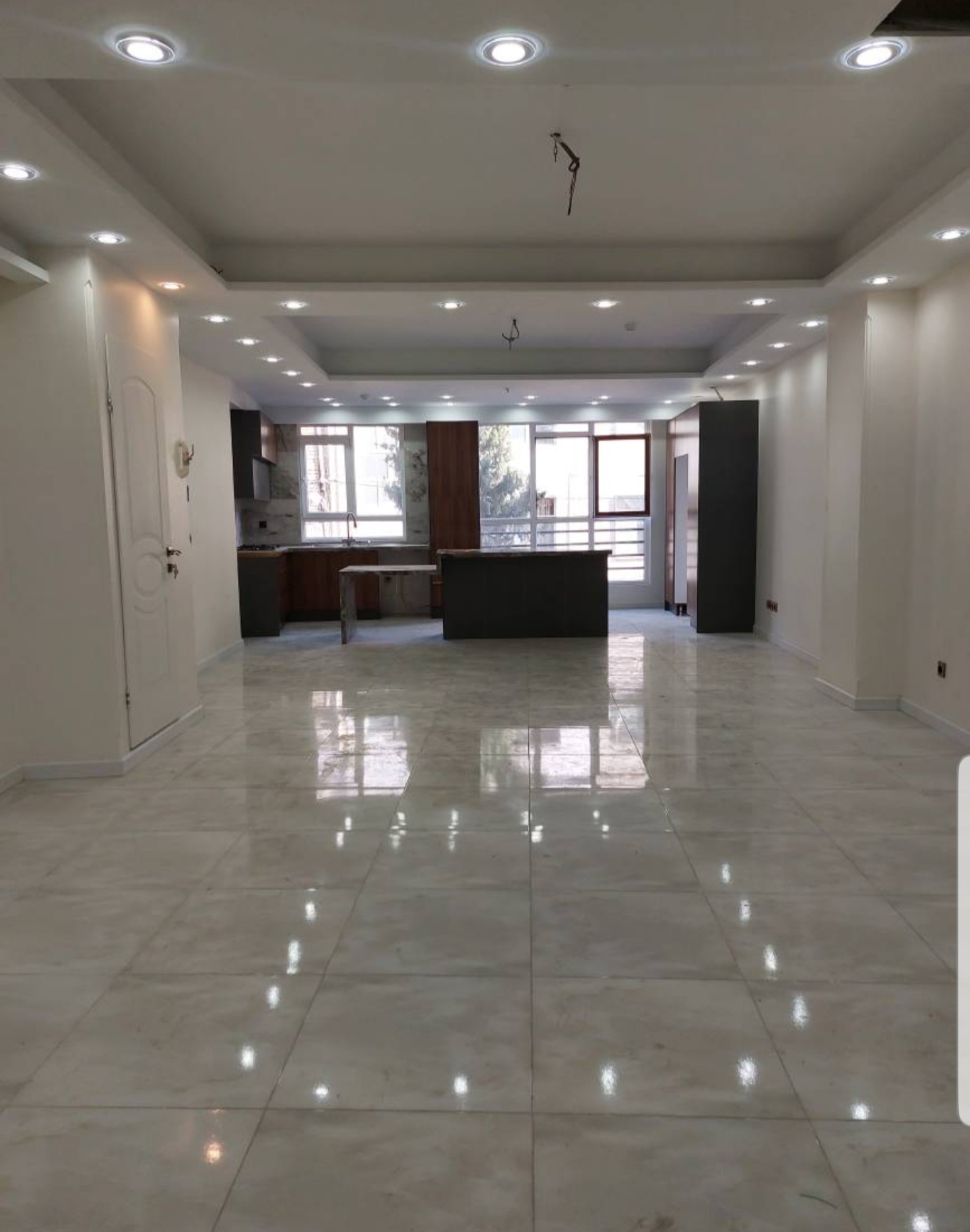 فروش آپارتمان 102 متر دولت کم واحد