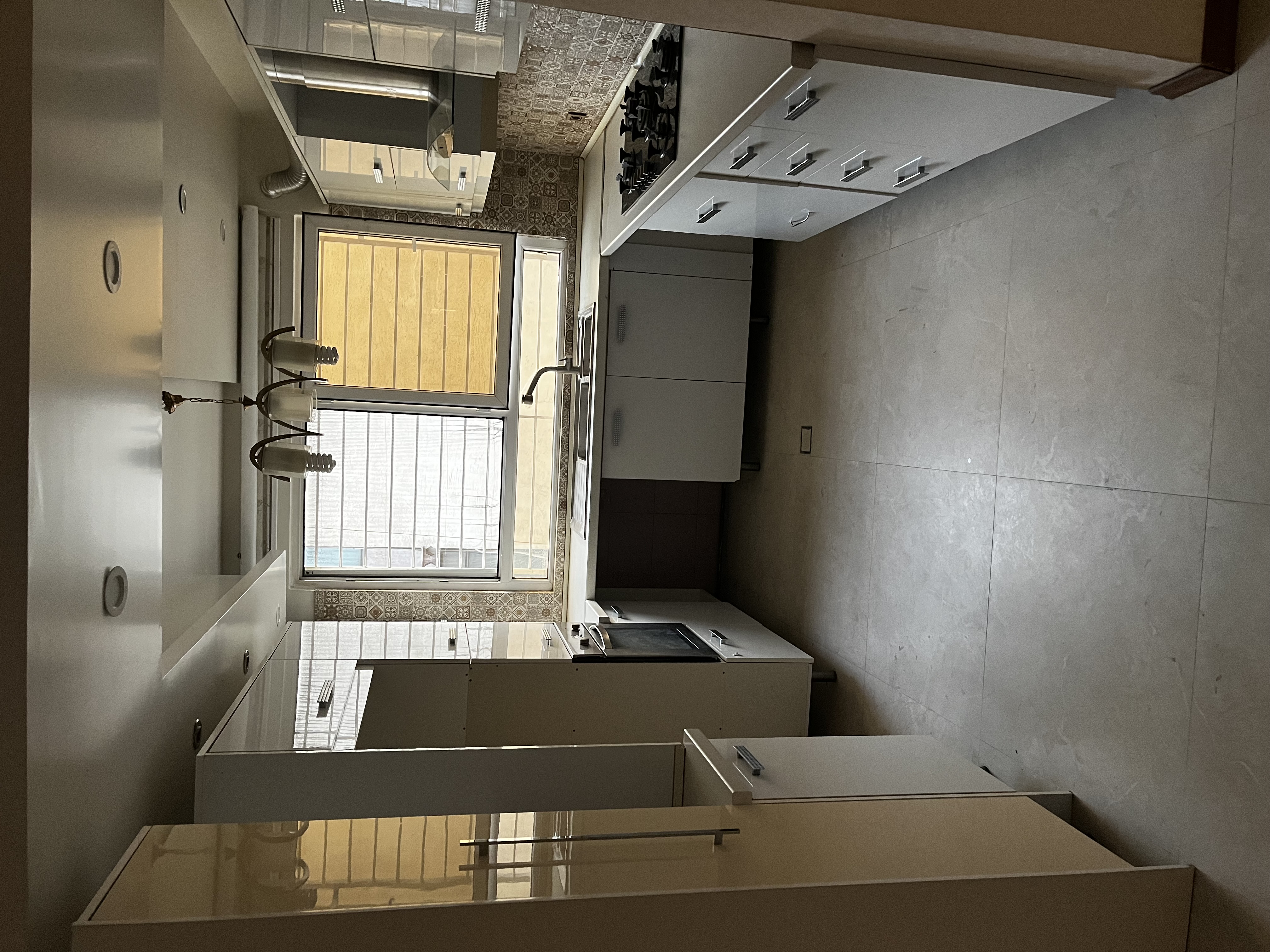 اجاره آپارتمان 135 متر پاسداران 3 پارکینگ سندی