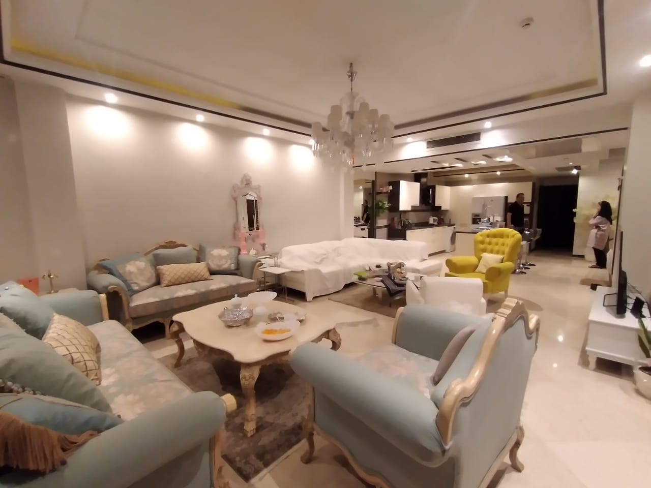 فروش آپارتمان 121 متر سنبل تاپ لوکیشن