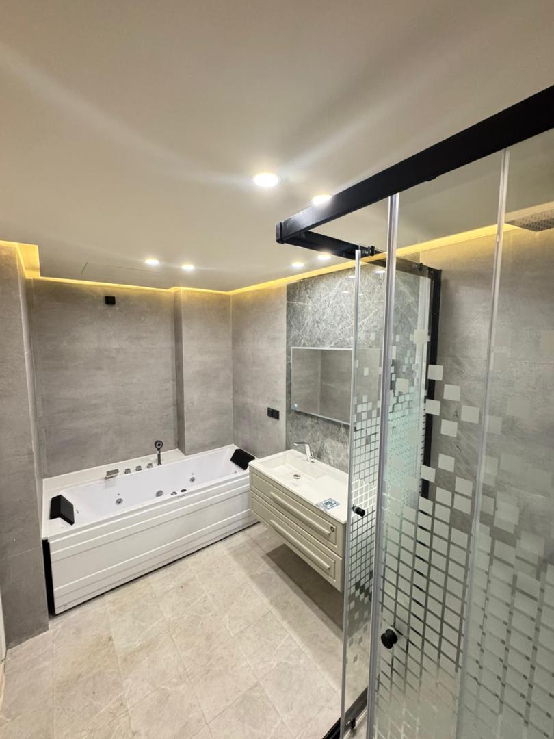 اجاره آپارتمان 220 متر مدائن کلید نخورده