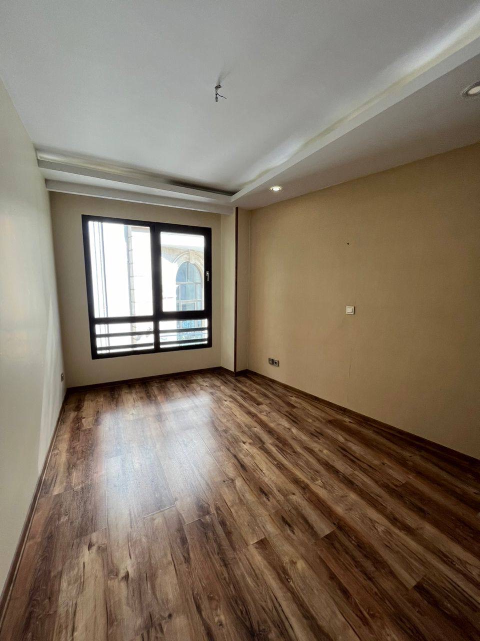 فروش آپارتمان 85 متر  فرمانیه 2 خواب