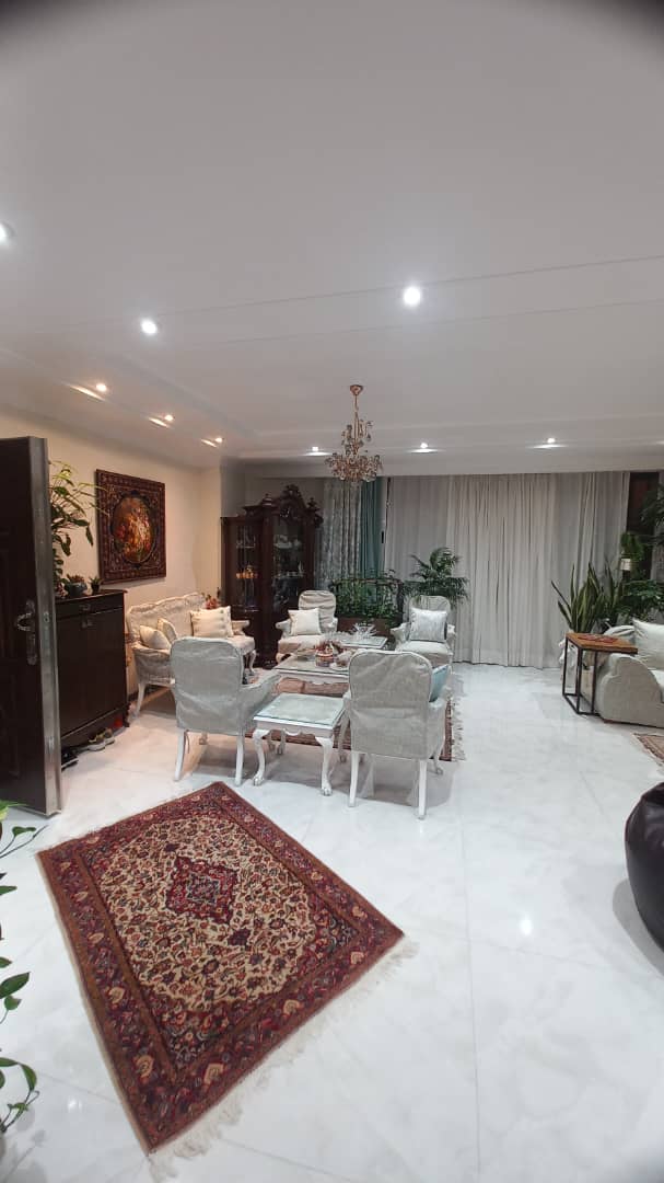 فروش آپارتمان 143 متر نیاوران خوش نقشه