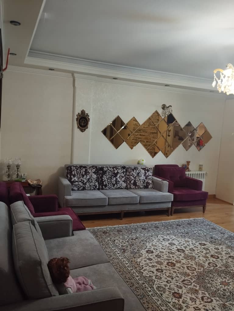 اجاره آپارتمان 9٠ متری در نارمک جنوبی