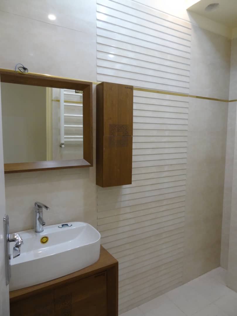 رهن آپارتمان165متری /سه خواب /کلید نخورده