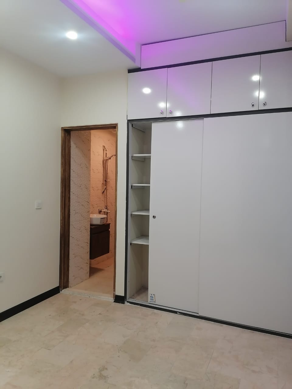 اجاره آپارتمان 122 متر نارمک نوساز