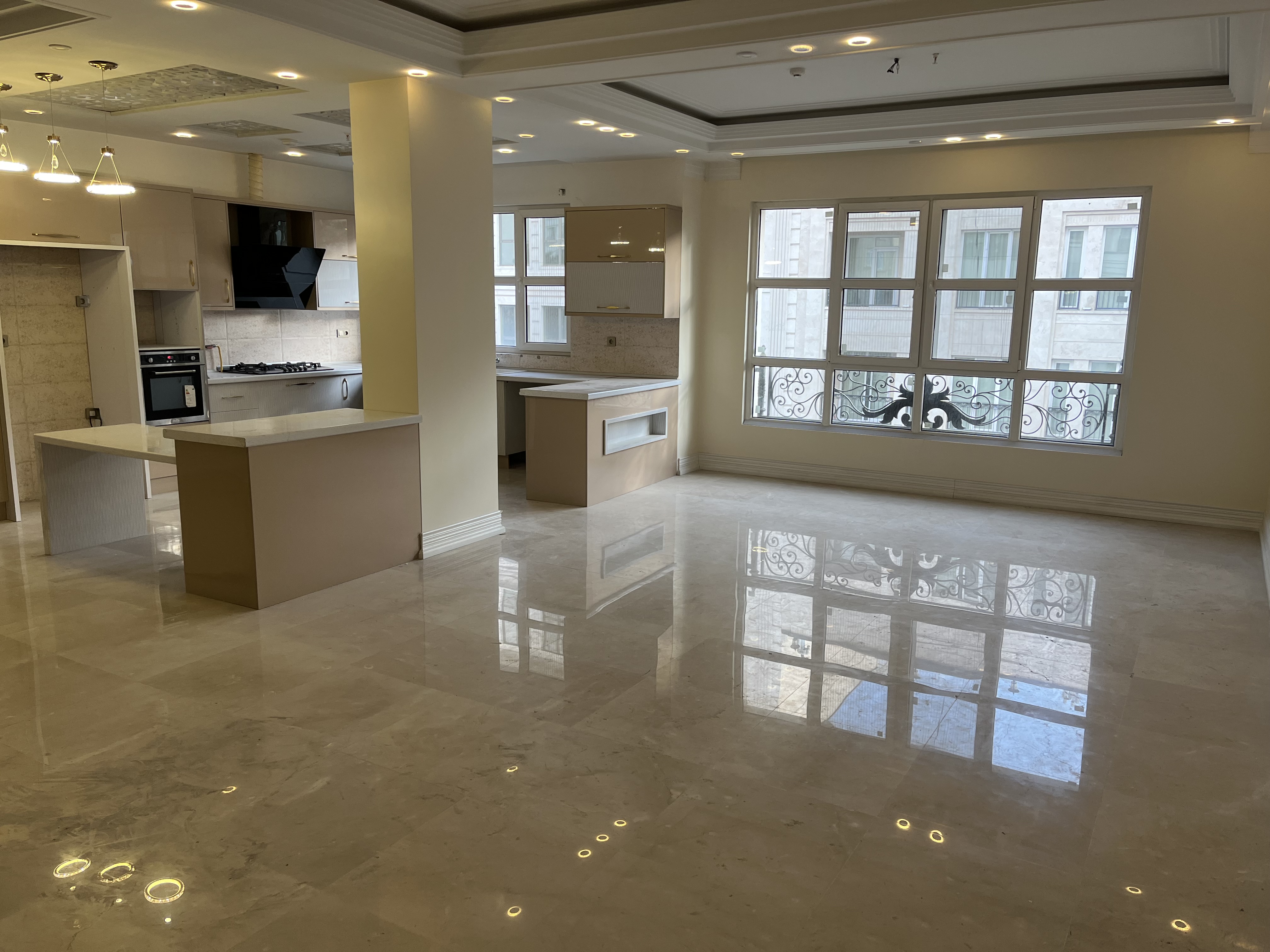 فروش آپارتمان 138 متر دروس 2پارکینگ سندی