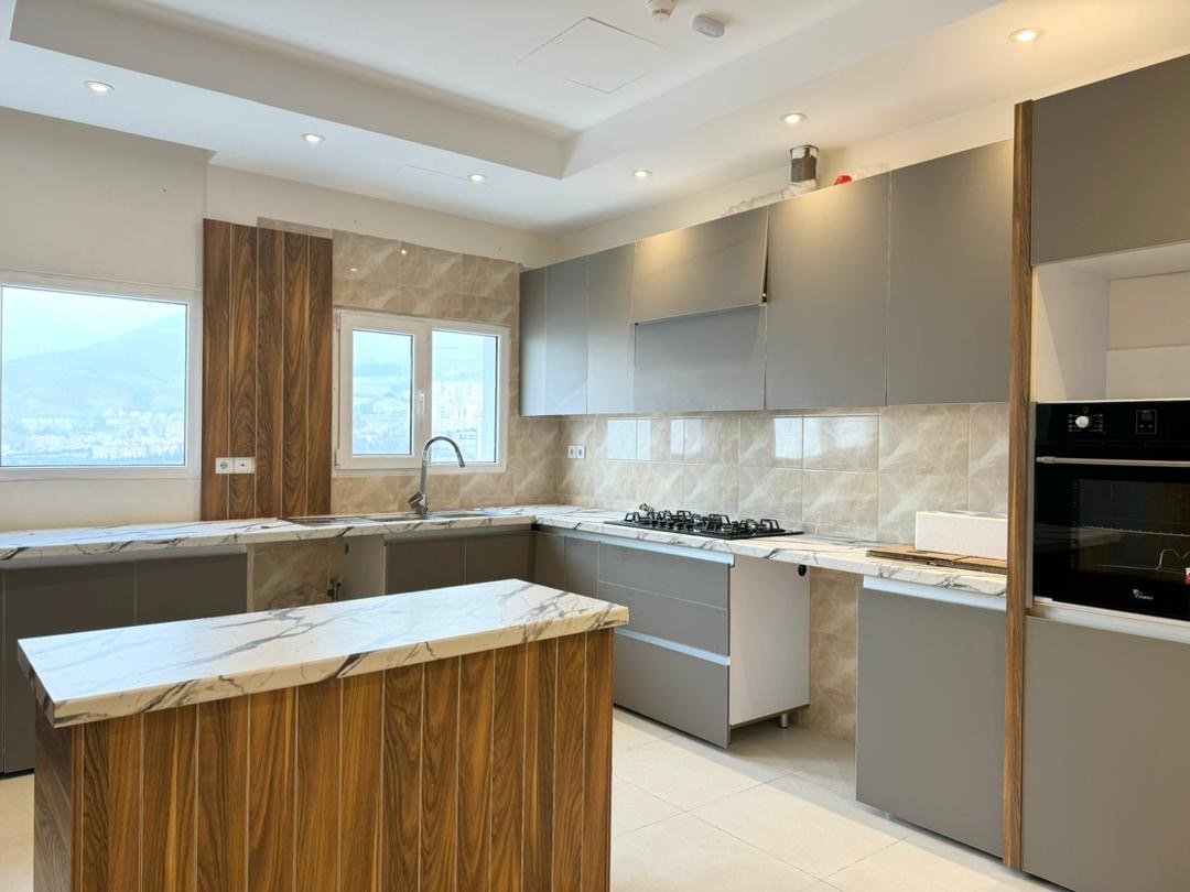 100 متر فول 2 پارکینگ تراس چیدمان