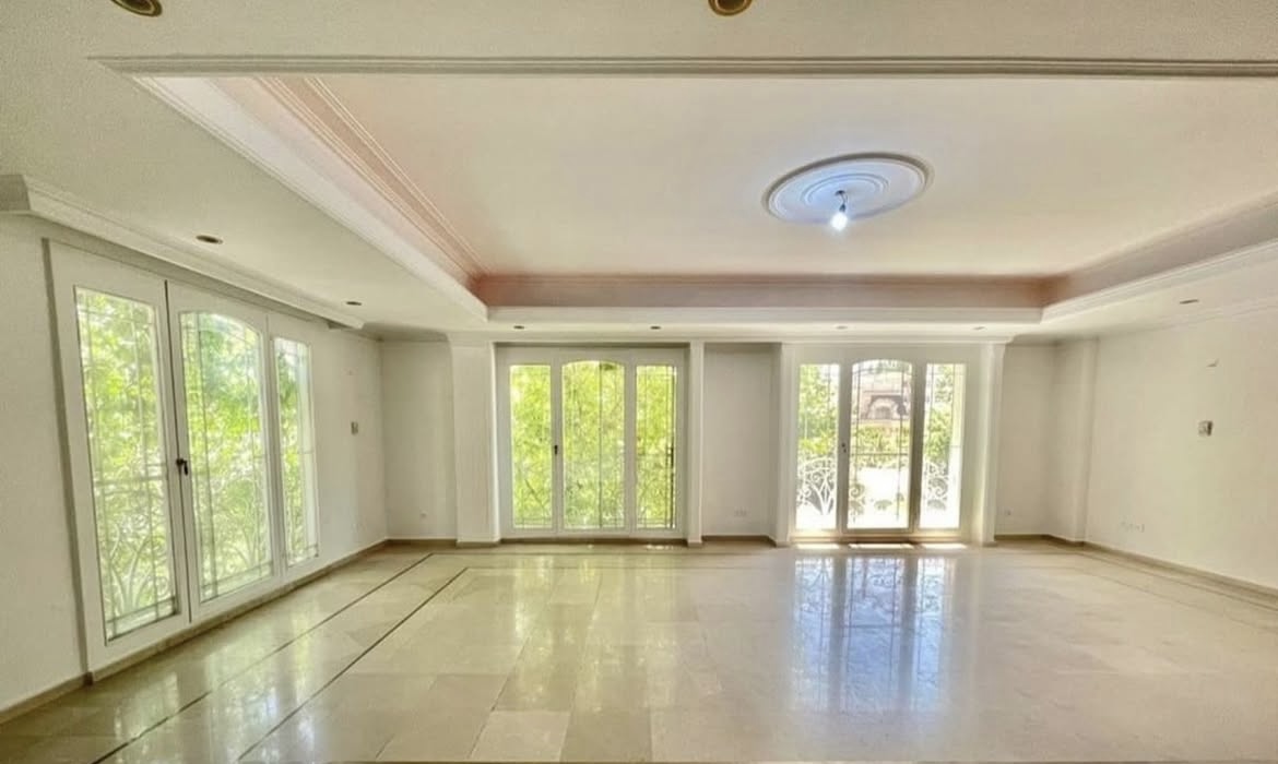 فروش آپارتمان 160 متر دیباجی جنوبی فوری